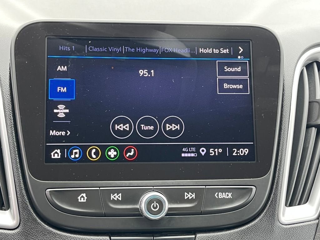 2022 Chevrolet Malibu LT