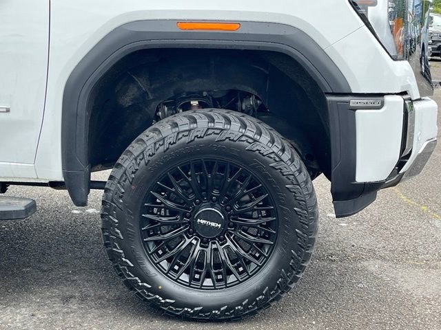 2025 GMC Sierra 3500 HD Denali