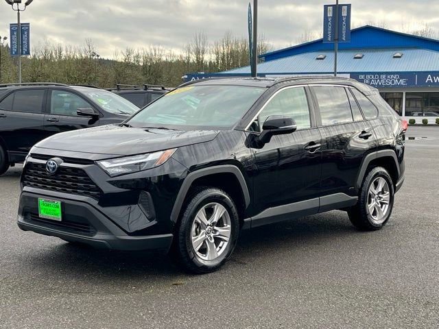 2022 Toyota RAV4 Hybrid XLE