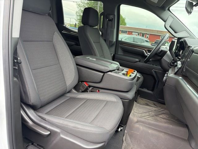 2025 Chevrolet Silverado 1500 LT (2FL)