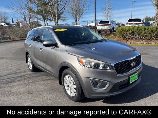 2016 Kia Sorento 2.4L LX