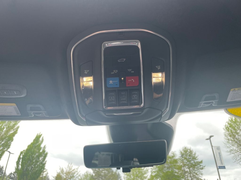 2025 Jeep Grand Cherokee Summit