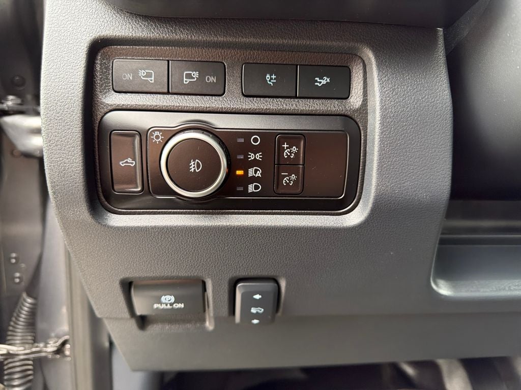 2023 Ford F-350SD Lariat DRW