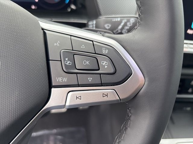 2025 Volkswagen Atlas Cross Sport 2.0T SEL Premium R-Line