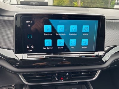 2025 Volkswagen Atlas Cross Sport 2.0T SEL Premium R-Line