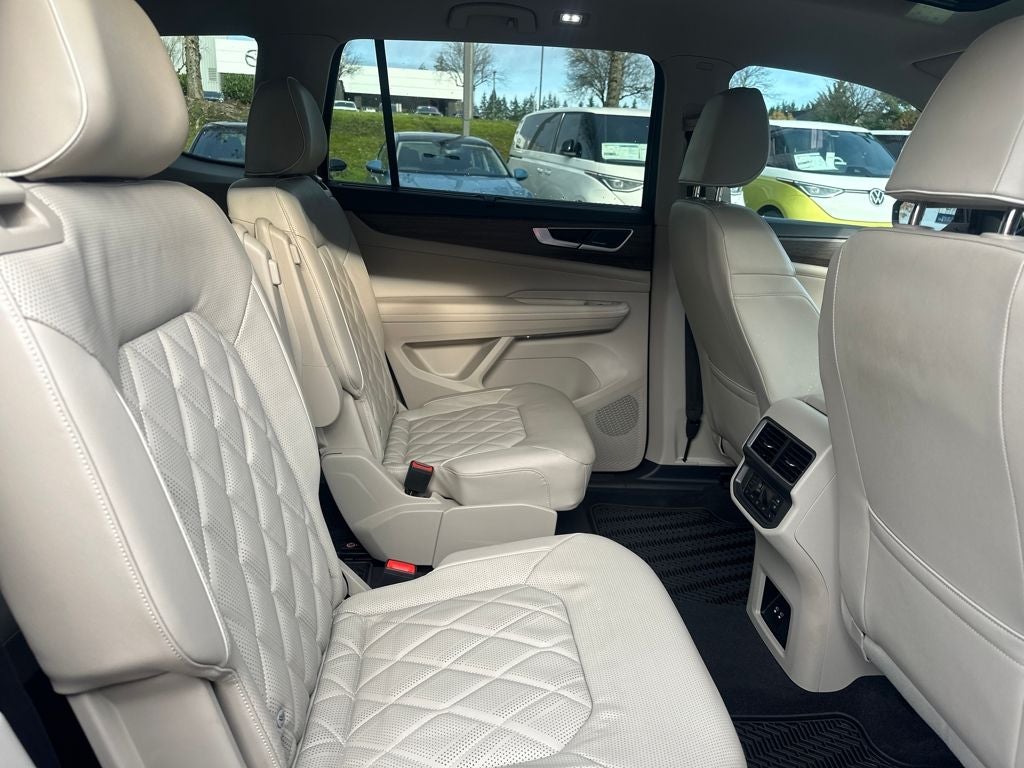 2024 Volkswagen Atlas 2.0T SEL Premium R-Line