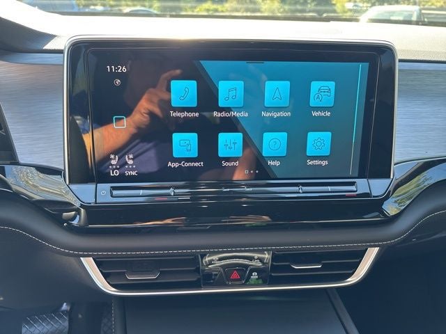 2026 Volkswagen Atlas Cross Sport 2.0T SE