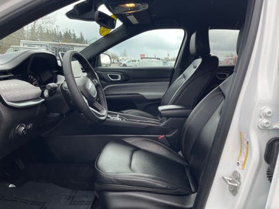 2024 Jeep Compass Latitude Lux