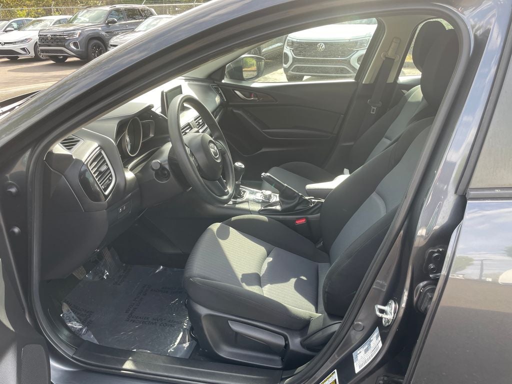 2016 Mazda Mazda3 i Sport