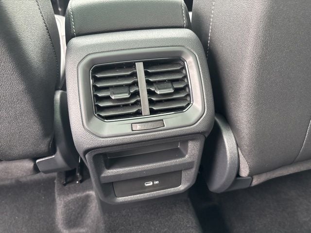 2025 Volkswagen Taos 1.5T SE Black