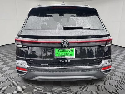 2025 Volkswagen Taos 1.5T SE Black