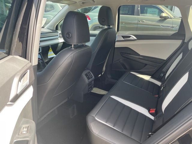 2026 Volkswagen Taos 1.5T SEL
