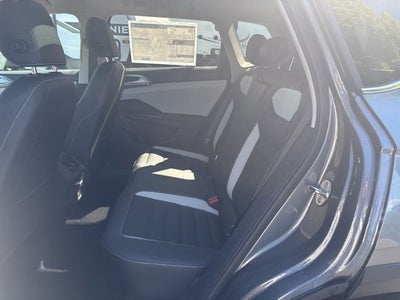 2025 Volkswagen Taos 1.5T SEL