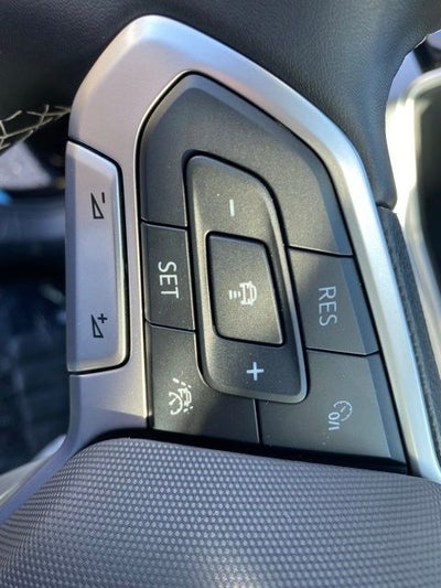 2025 Volkswagen Taos 1.5T SEL