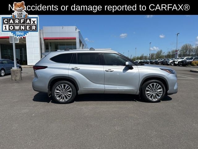 2024 Toyota Highlander Hybrid Platinum