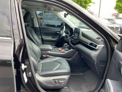 2021 Toyota Highlander Hybrid XLE