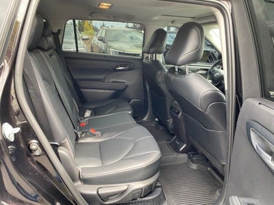 2021 Toyota Highlander Hybrid XLE