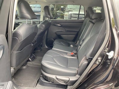 2021 Toyota Highlander Hybrid XLE