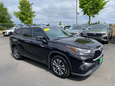 2021 Toyota Highlander Hybrid XLE