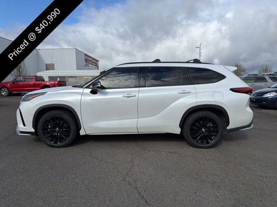 2023 Toyota Highlander XSE
