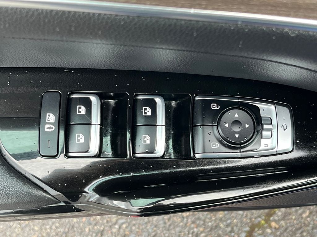 2022 Kia K5 EX