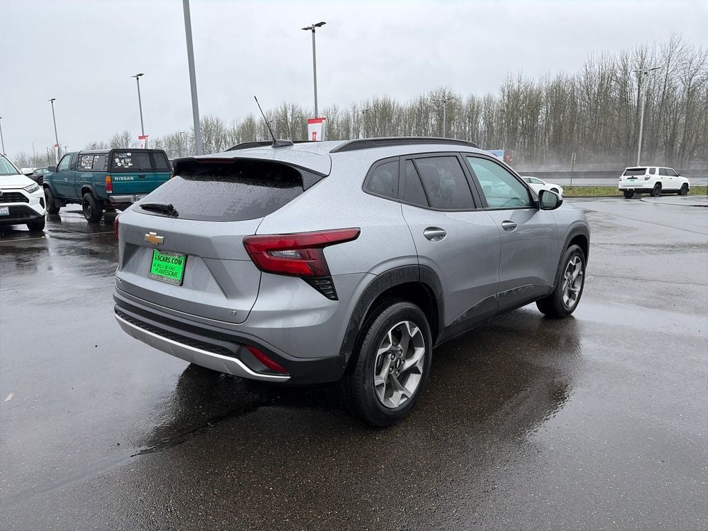 2025 Chevrolet Trax LT