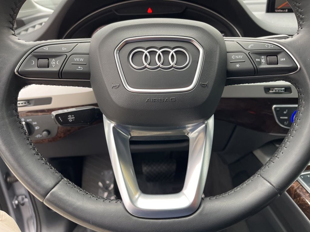 2019 Audi Q7 45 SE Premium Plus quattro