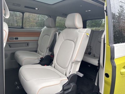 2025 Volkswagen ID. Buzz Pro S Plus