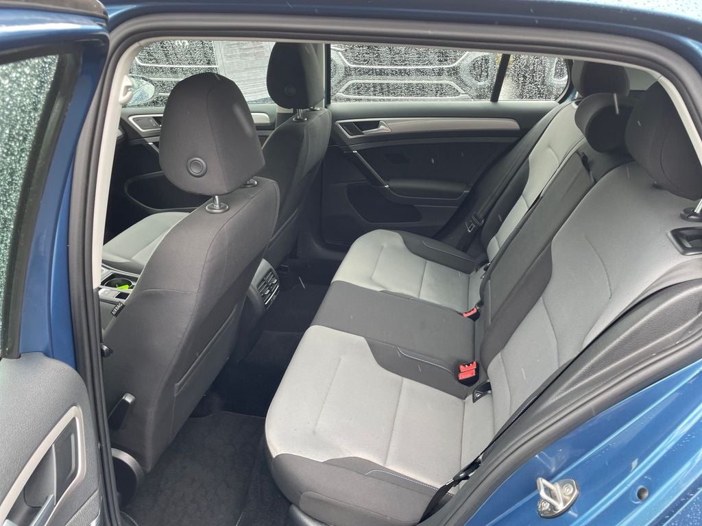 2016 Volkswagen e-Golf SE