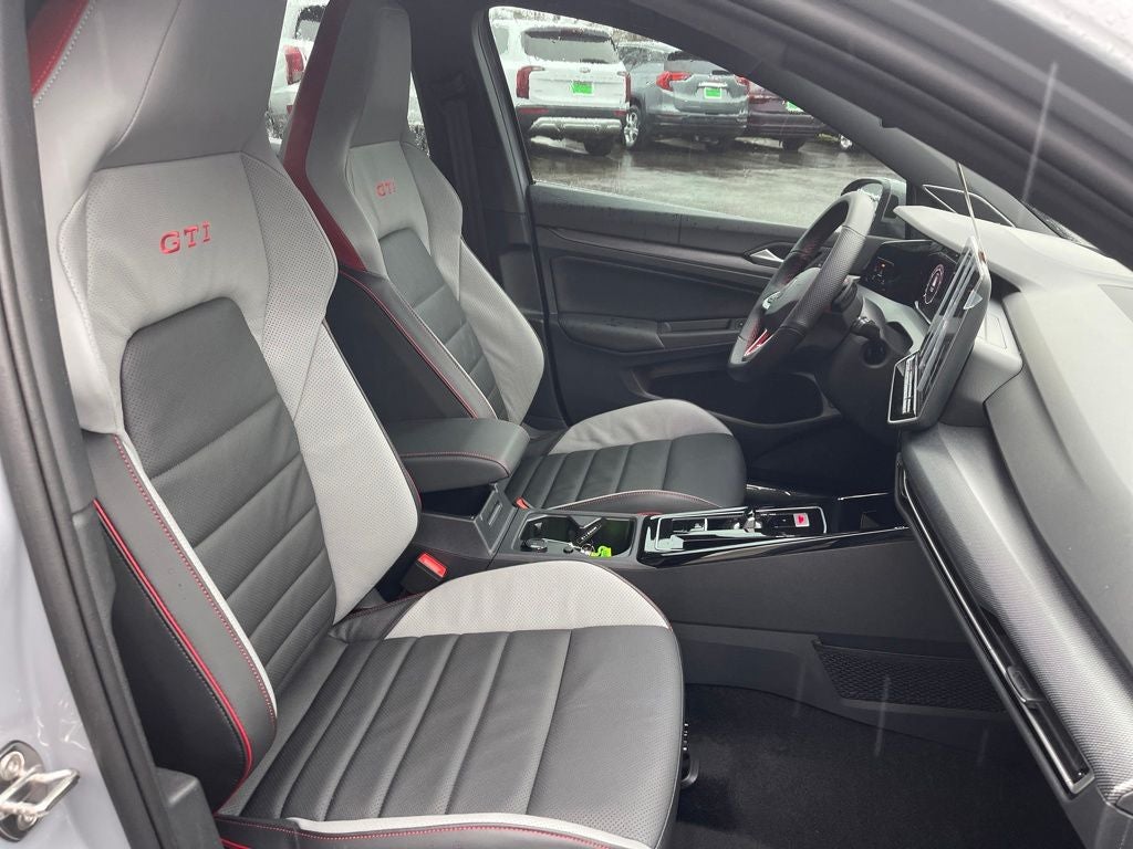 2026 Volkswagen Golf GTI Autobahn