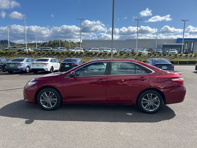 2016 Toyota Camry SE