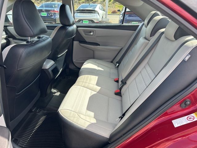 2016 Toyota Camry SE