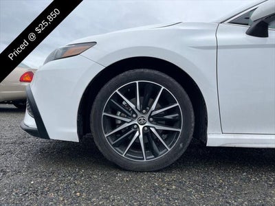 2024 Toyota Camry SE