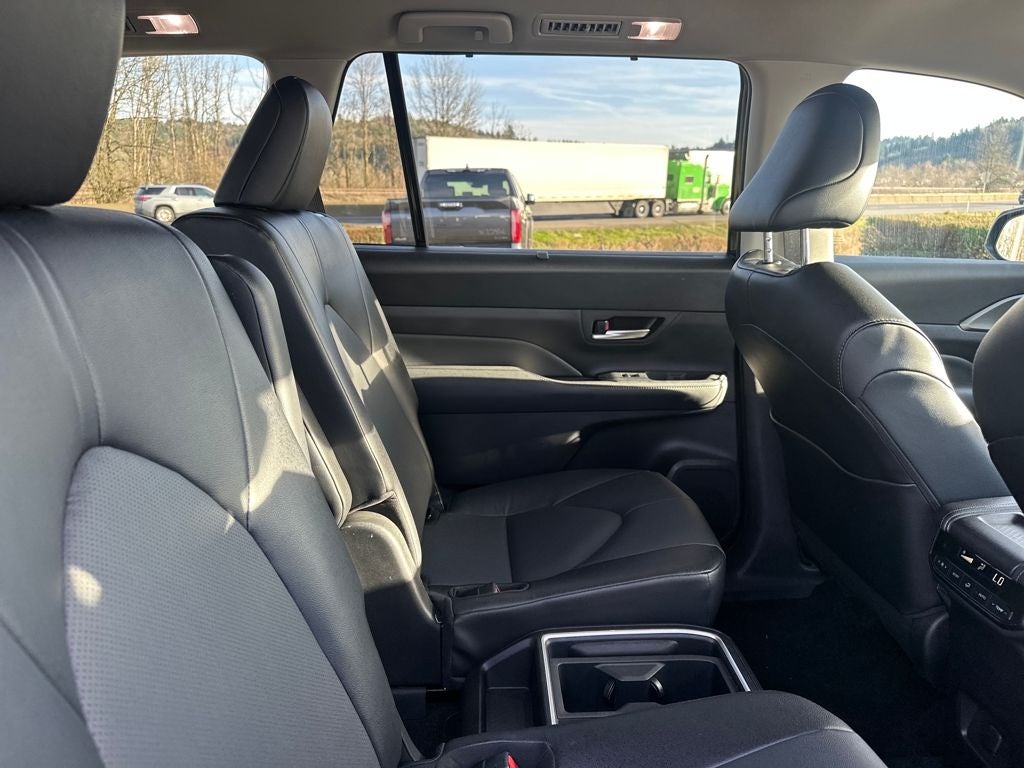 2025 Toyota Grand Highlander XLE