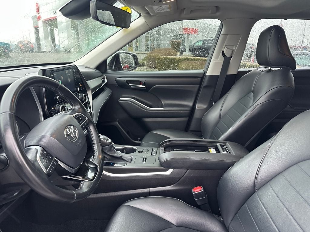 2021 Toyota Highlander Hybrid XLE