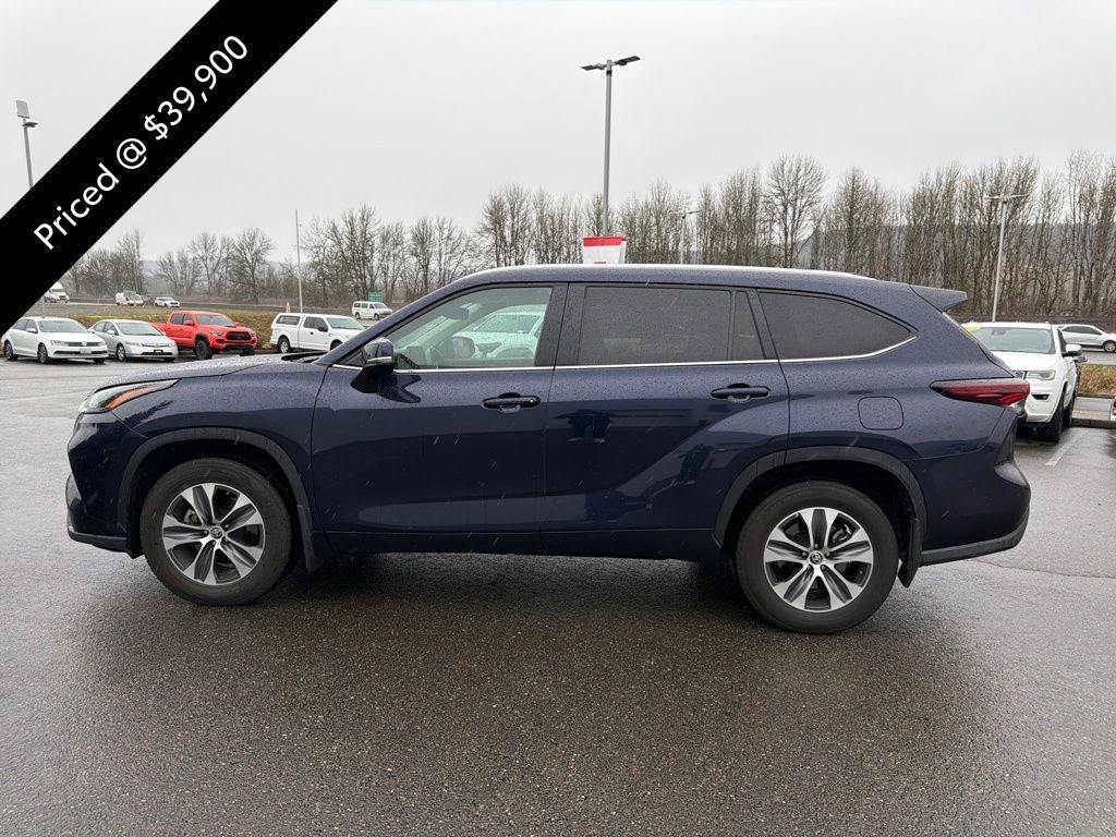 2024 Toyota Highlander XLE