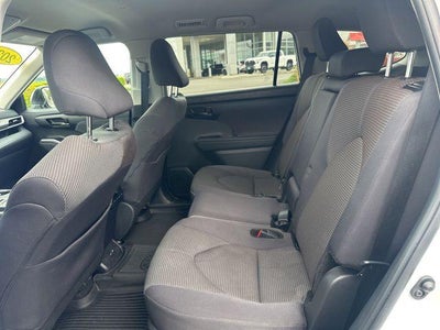 2024 Toyota Highlander LE