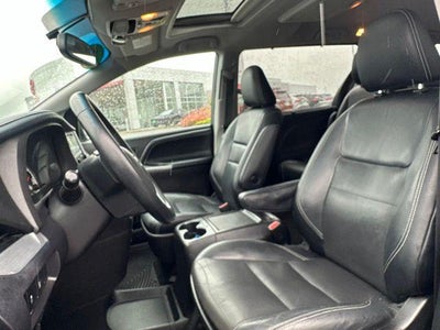 2015 Toyota Sienna SE Premium 8 Passenger