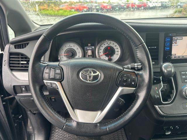 2015 Toyota Sienna SE Premium 8 Passenger