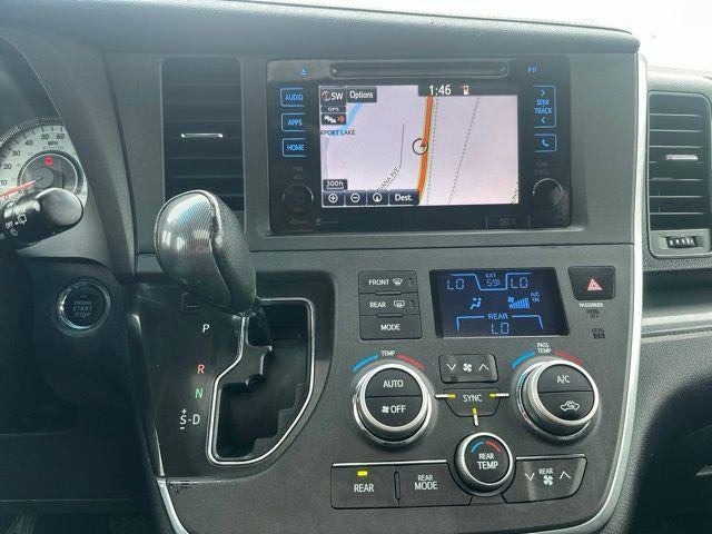 2015 Toyota Sienna SE Premium 8 Passenger