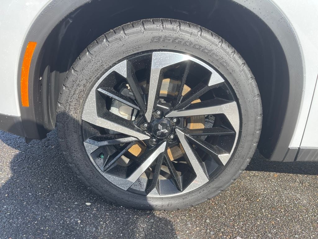 2023 Mitsubishi Outlander PHEV SE