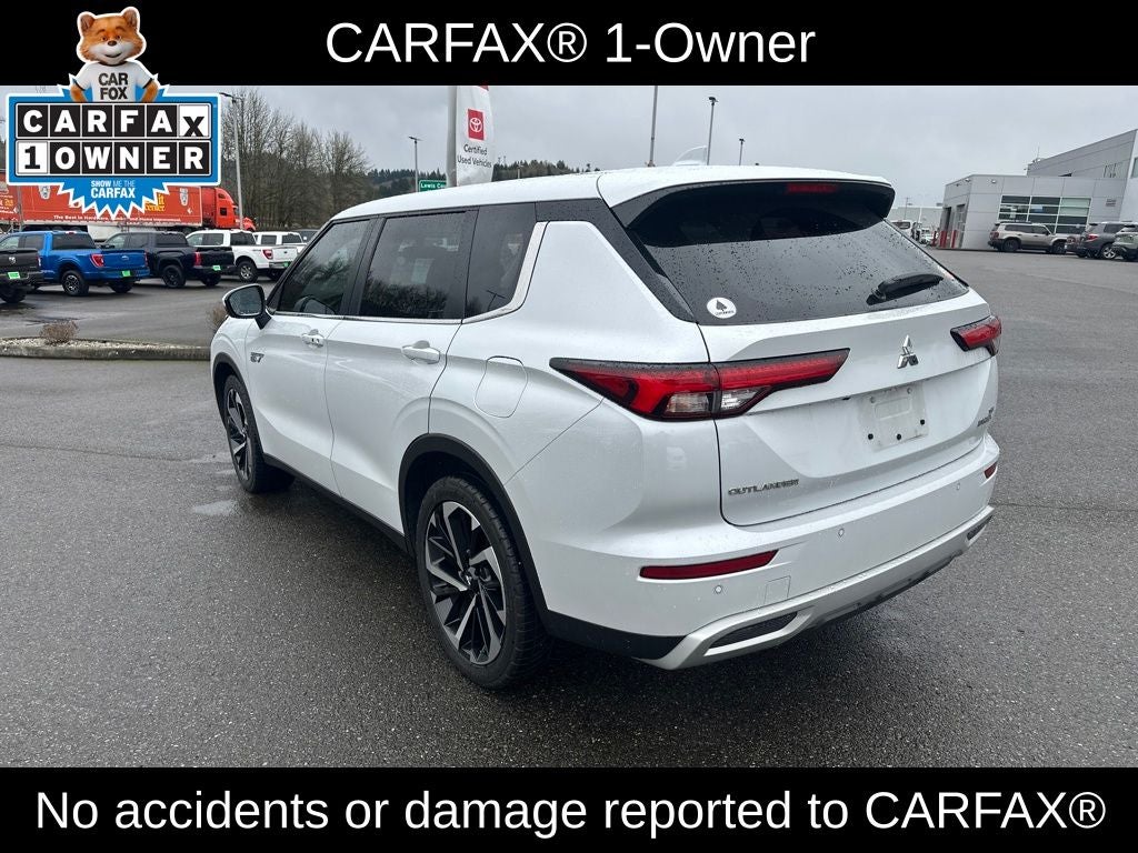 2023 Mitsubishi Outlander PHEV Base