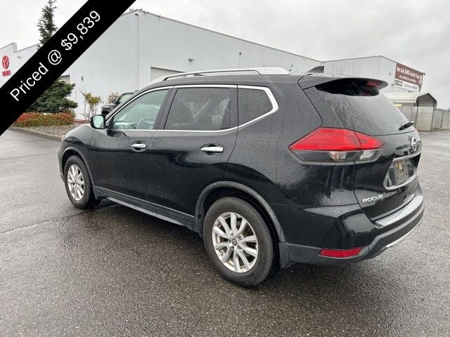 2017 Nissan Rogue SV