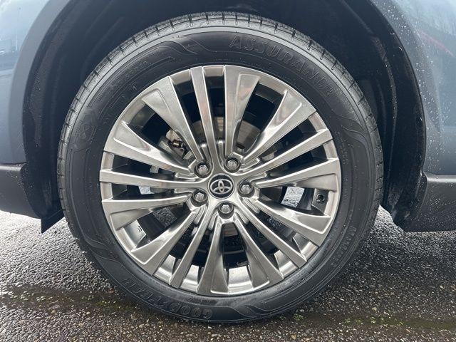 2024 Toyota Venza XLE