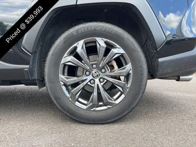 2023 Toyota RAV4 Hybrid XLE Premium