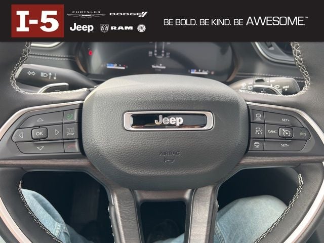 2025 Jeep Grand Cherokee GRAND CHEROKEE L LIMITED 4X4