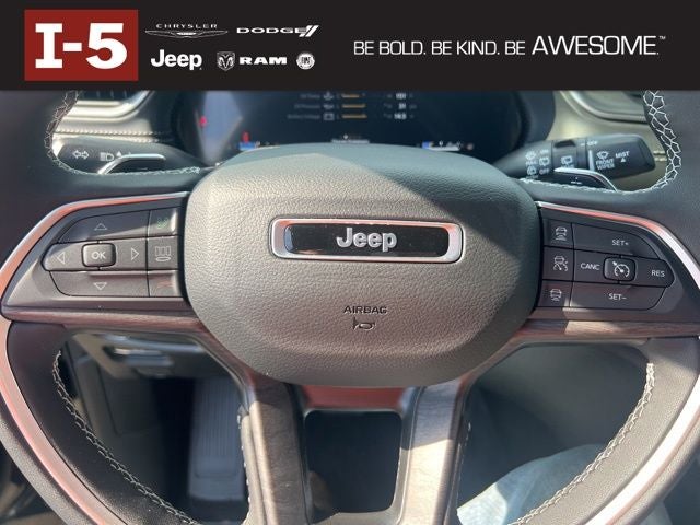 2025 Jeep Grand Cherokee GRAND CHEROKEE L LIMITED 4X4