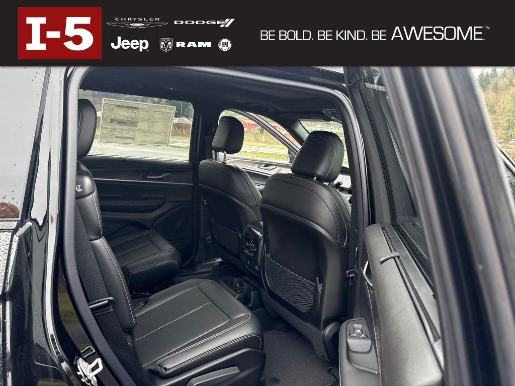 2025 Jeep Grand Cherokee GRAND CHEROKEE L LIMITED 4X4