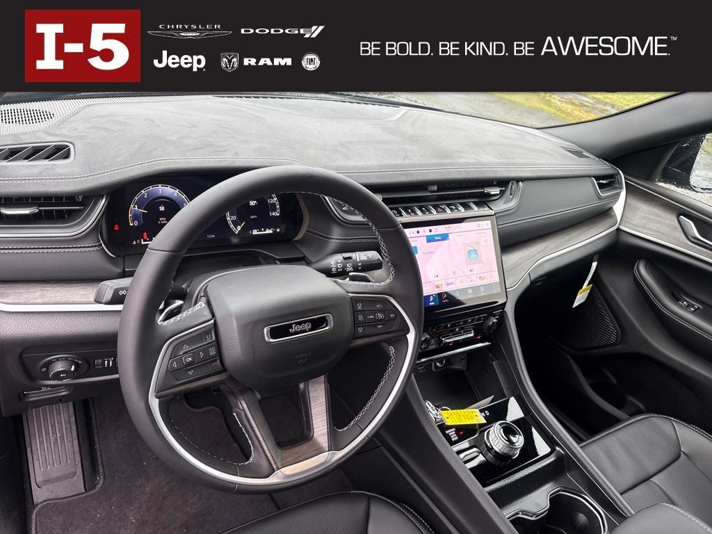 2025 Jeep Grand Cherokee GRAND CHEROKEE L LIMITED 4X4