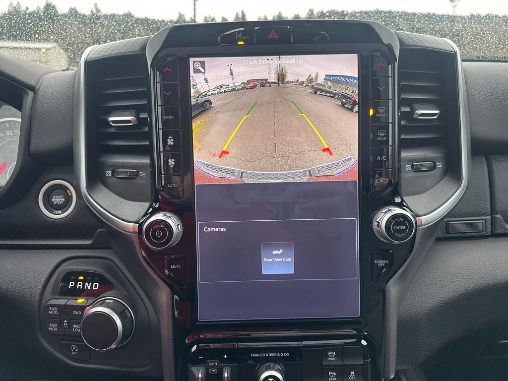 2025 RAM 1500 Big Horn Crew Cab 4x4 5'7' Box